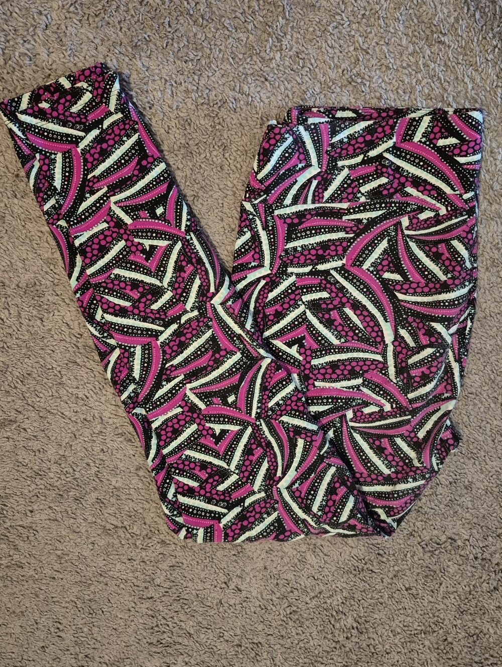 LuLaRoe Black & Pink Leggings